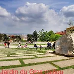Le Jardin Croix Roussien * ליון