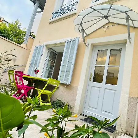 Le Jardin Croix Roussien * ליון