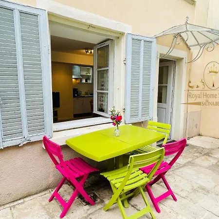 Le Jardin Croix Roussien ליון