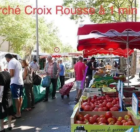 Le Jardin Croix Roussien Apartment *