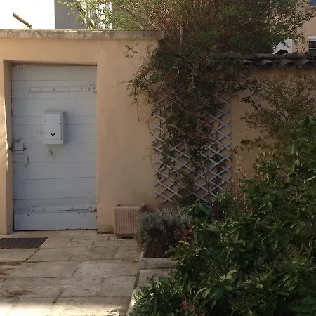 Le Jardin Croix Roussien Apartment *